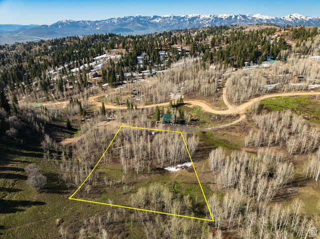 Property Photo: 1888 W Saltbox Cir Pi-E UT 84017