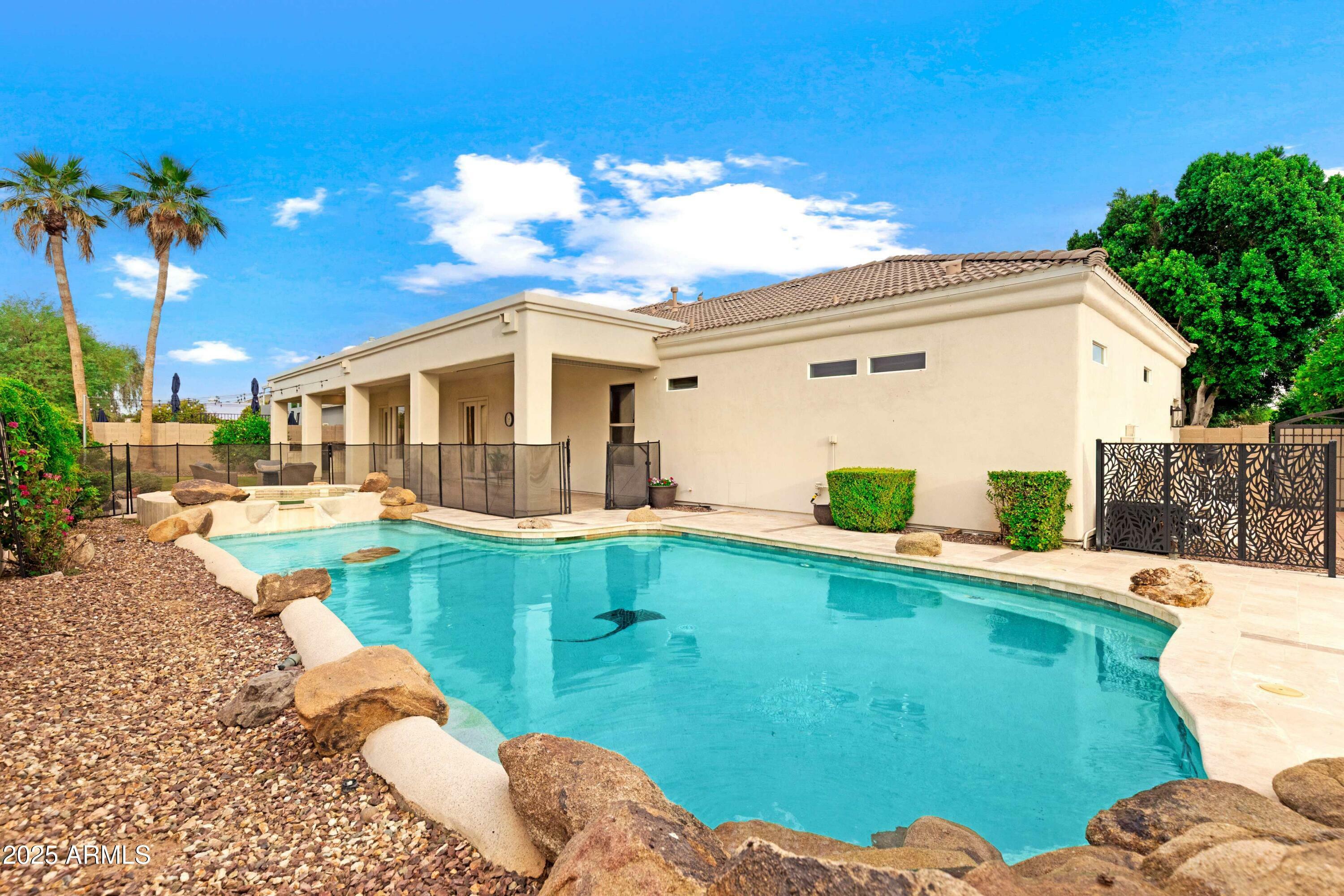 Property Photo: 2625 N 24th Street 22 AZ 85213