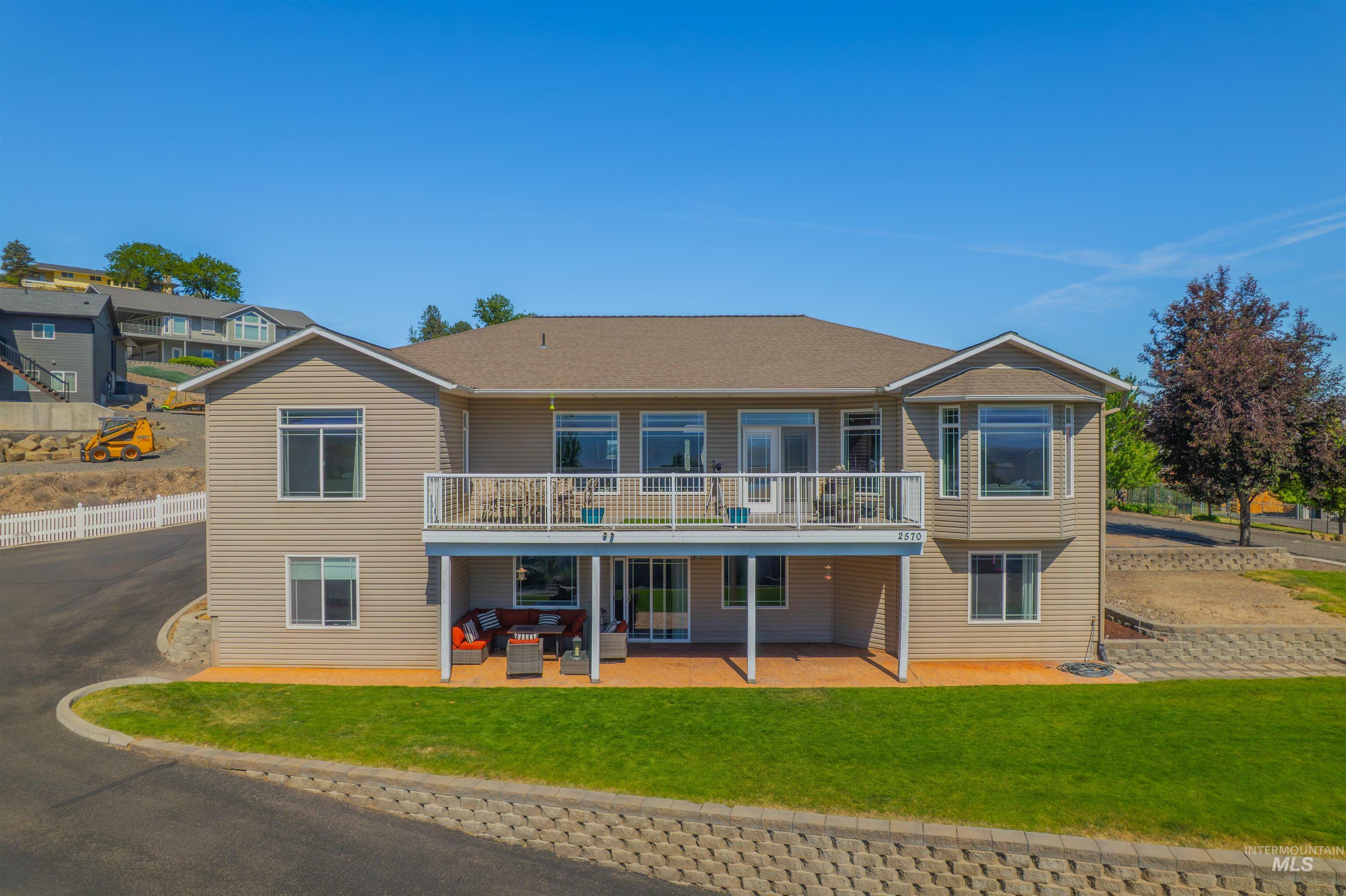 Property Photo: 2570 Reservoir Rd. WA 99403