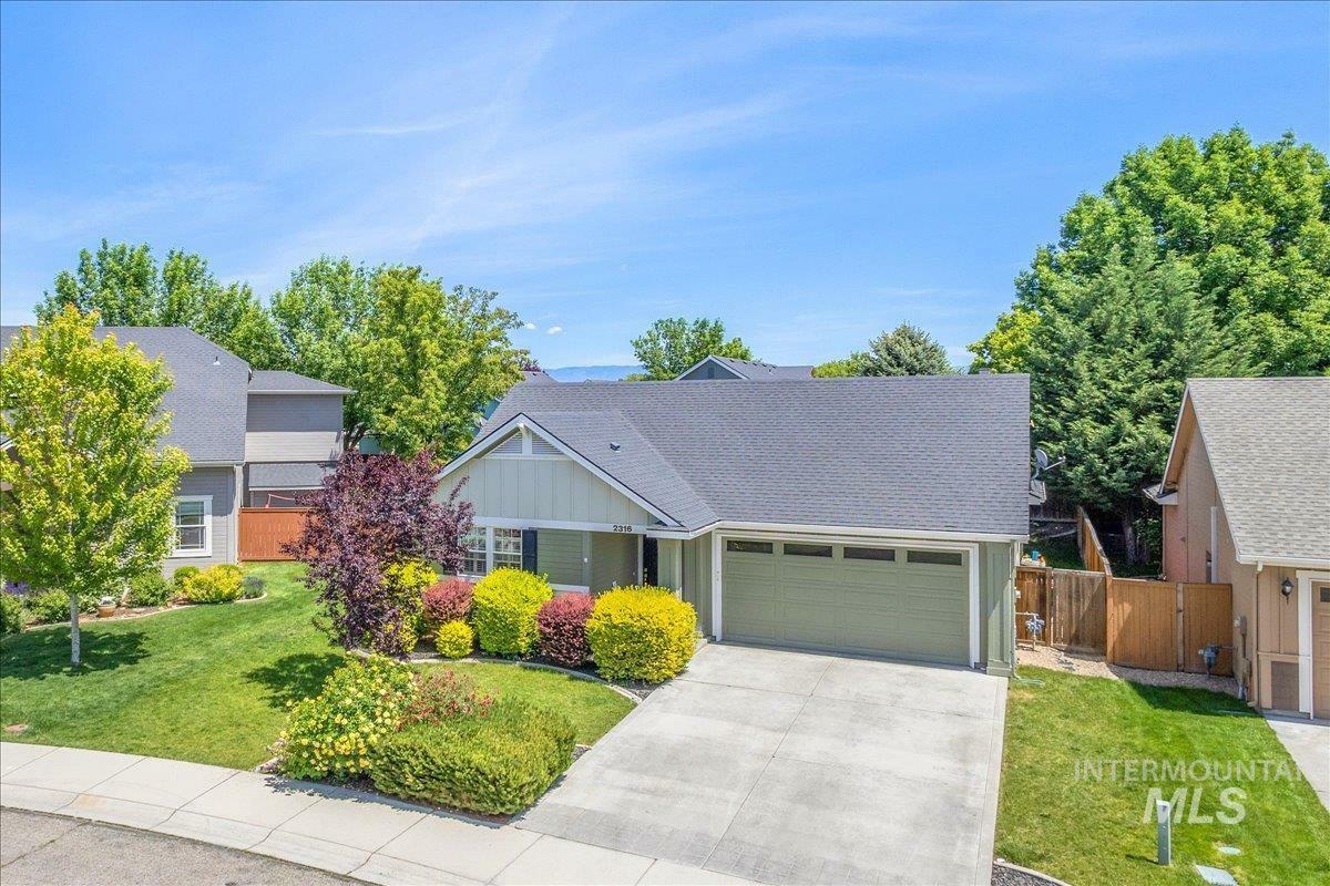Property Photo: 2316 E Clifton Drive ID 83642