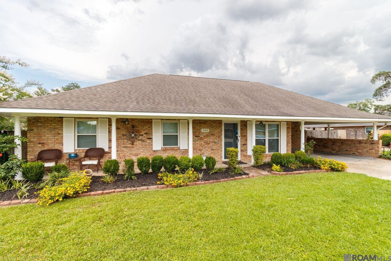 Property Photo:  3142 Kings Canyon Dr  LA 70814 