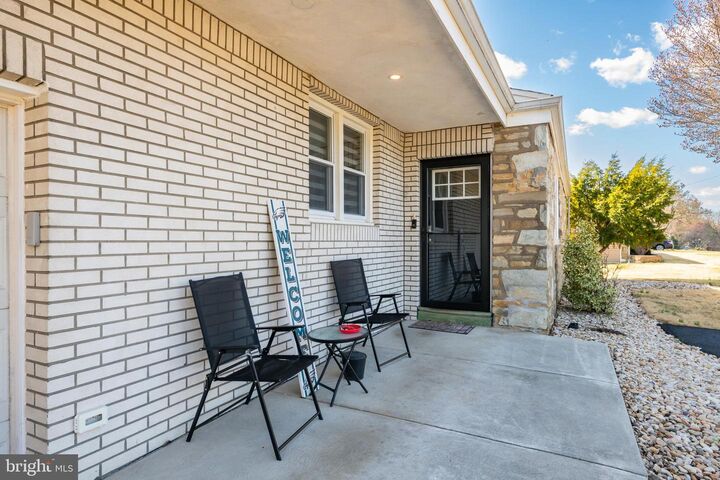 Property Photo:  27 N Westview Avenue  PA 19053 