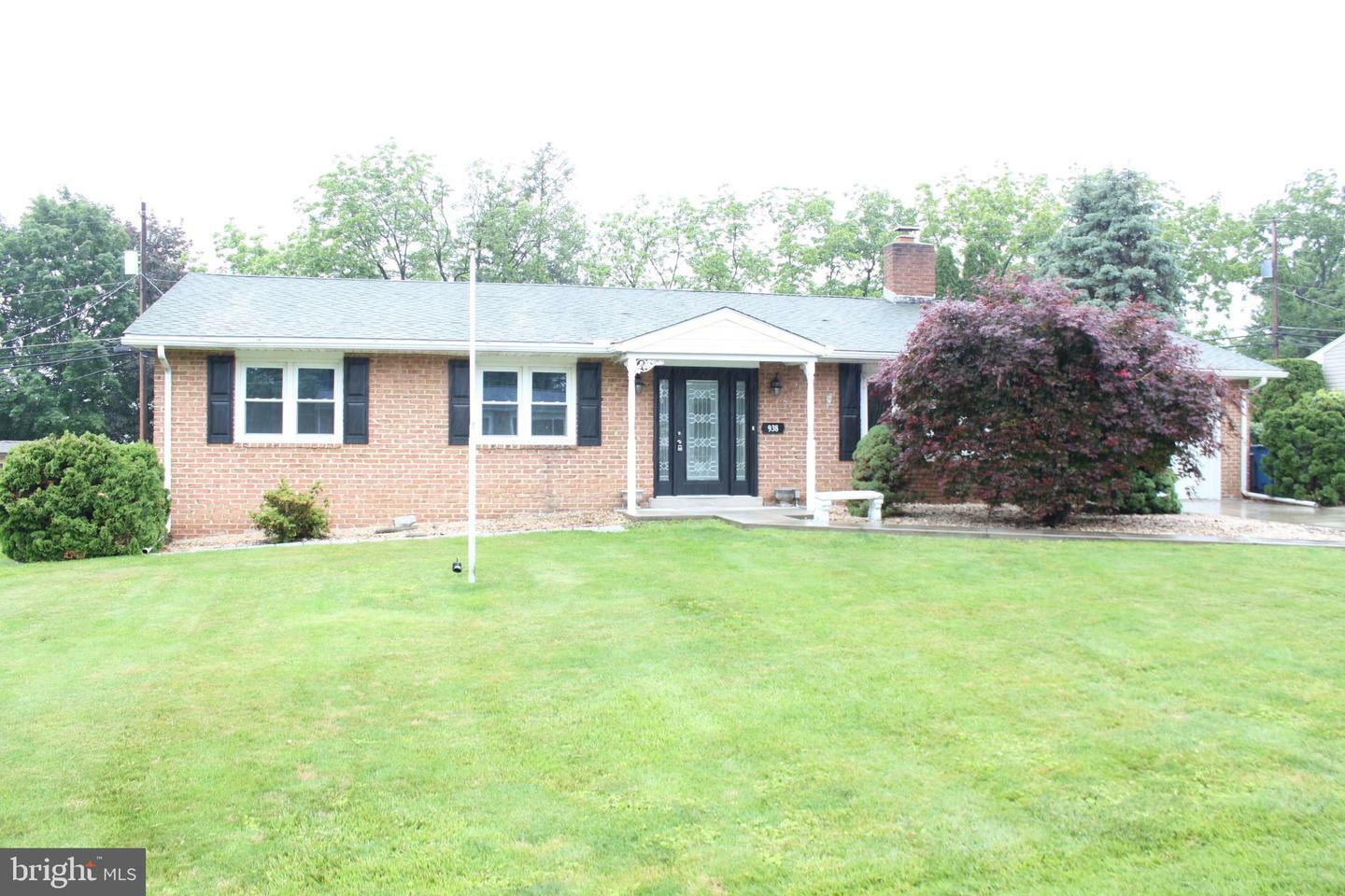 Property Photo: 938 Emily Drive PA 17055