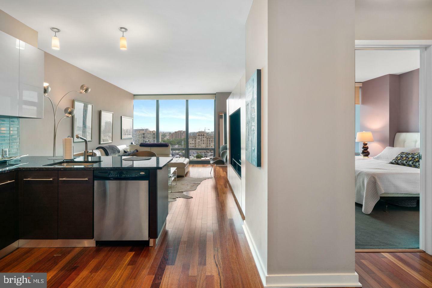 Property Photo: 2101 Market Street 3408 PA 19103
