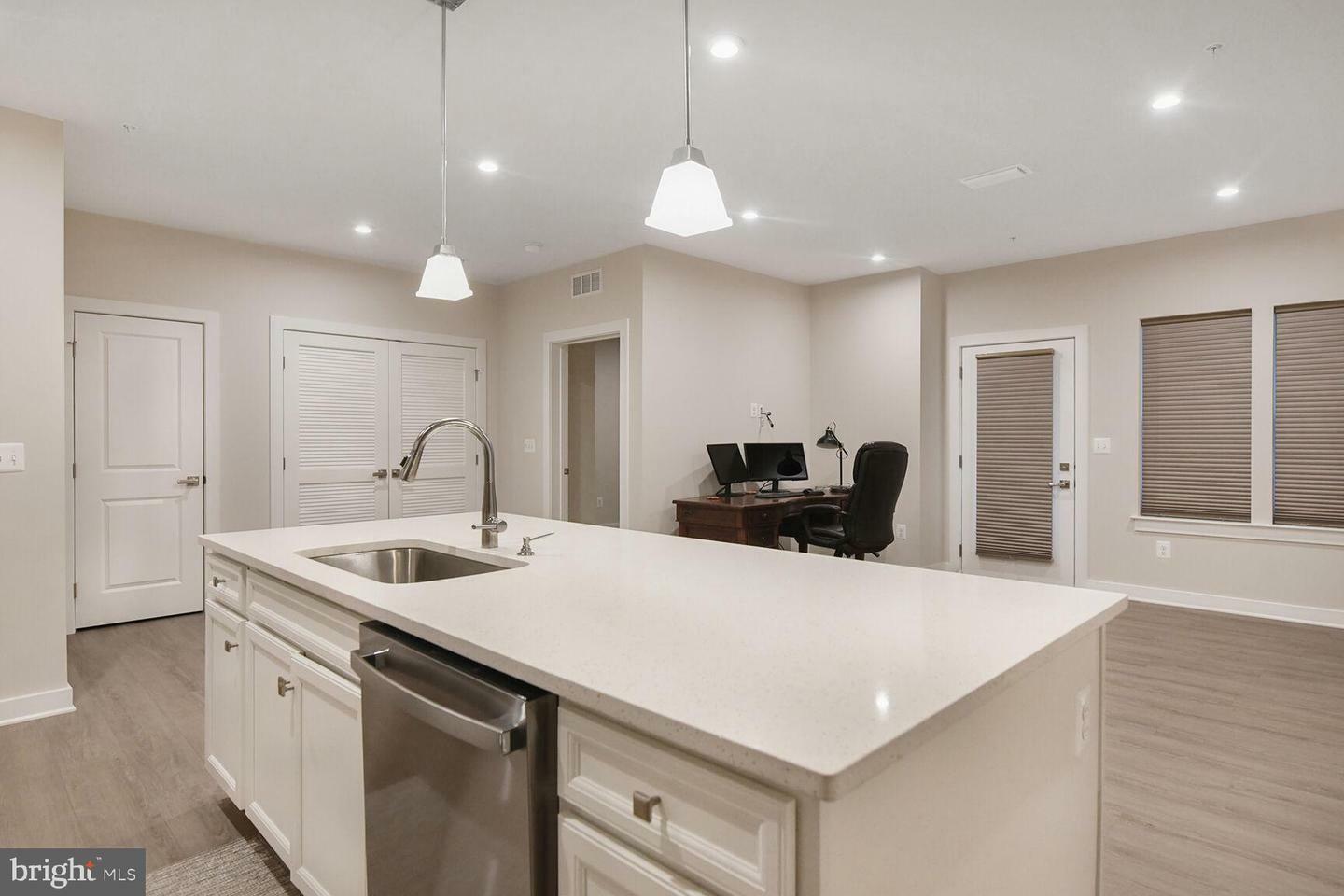 Property Photo: 21460 Mount Sterling Terrace 103 VA 20164