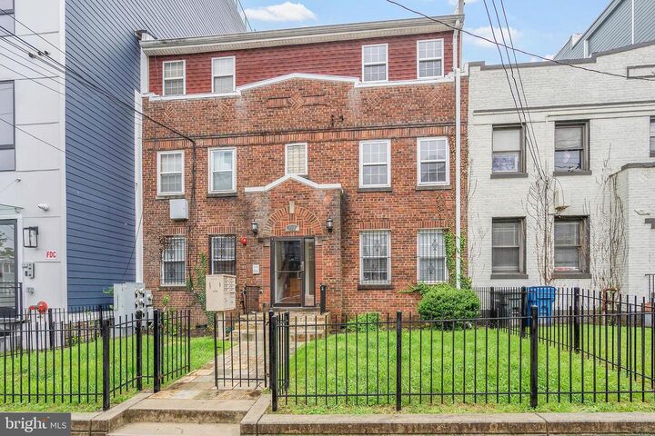 408 Kennedy Street NW 202  Washington DC 20011 photo