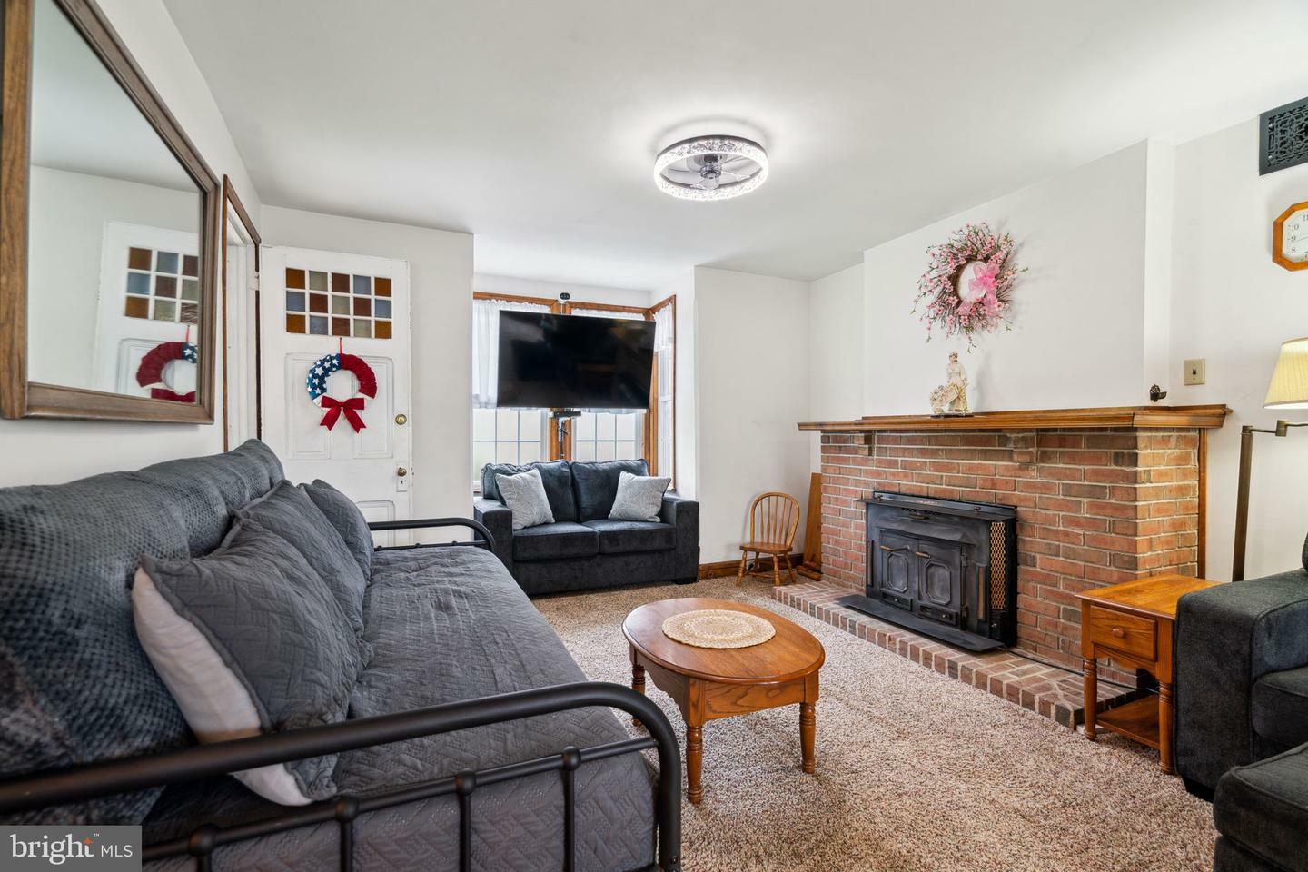 Property Photo: 2026 Murray Street PA 19115