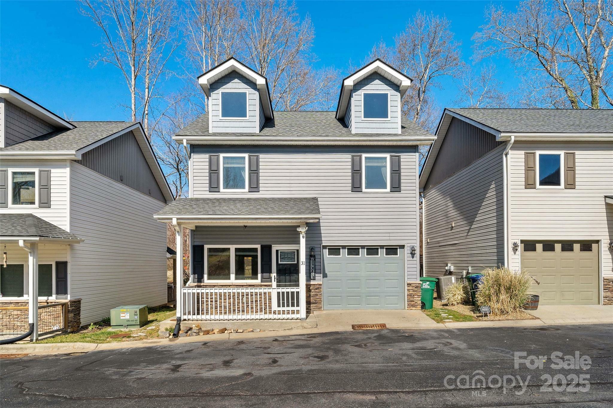 31 English Ivy Road  Asheville NC 28806 photo