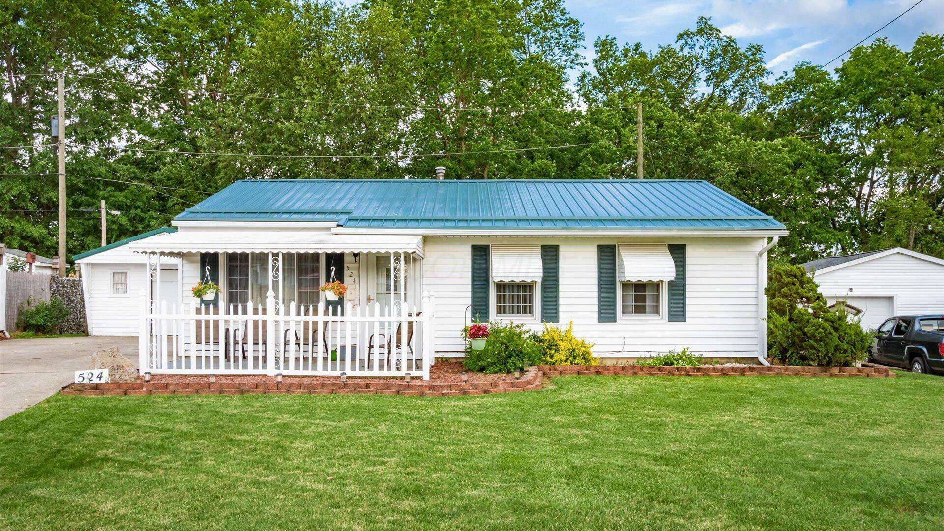 Property Photo: 524 Ridgefield Road OH 43055
