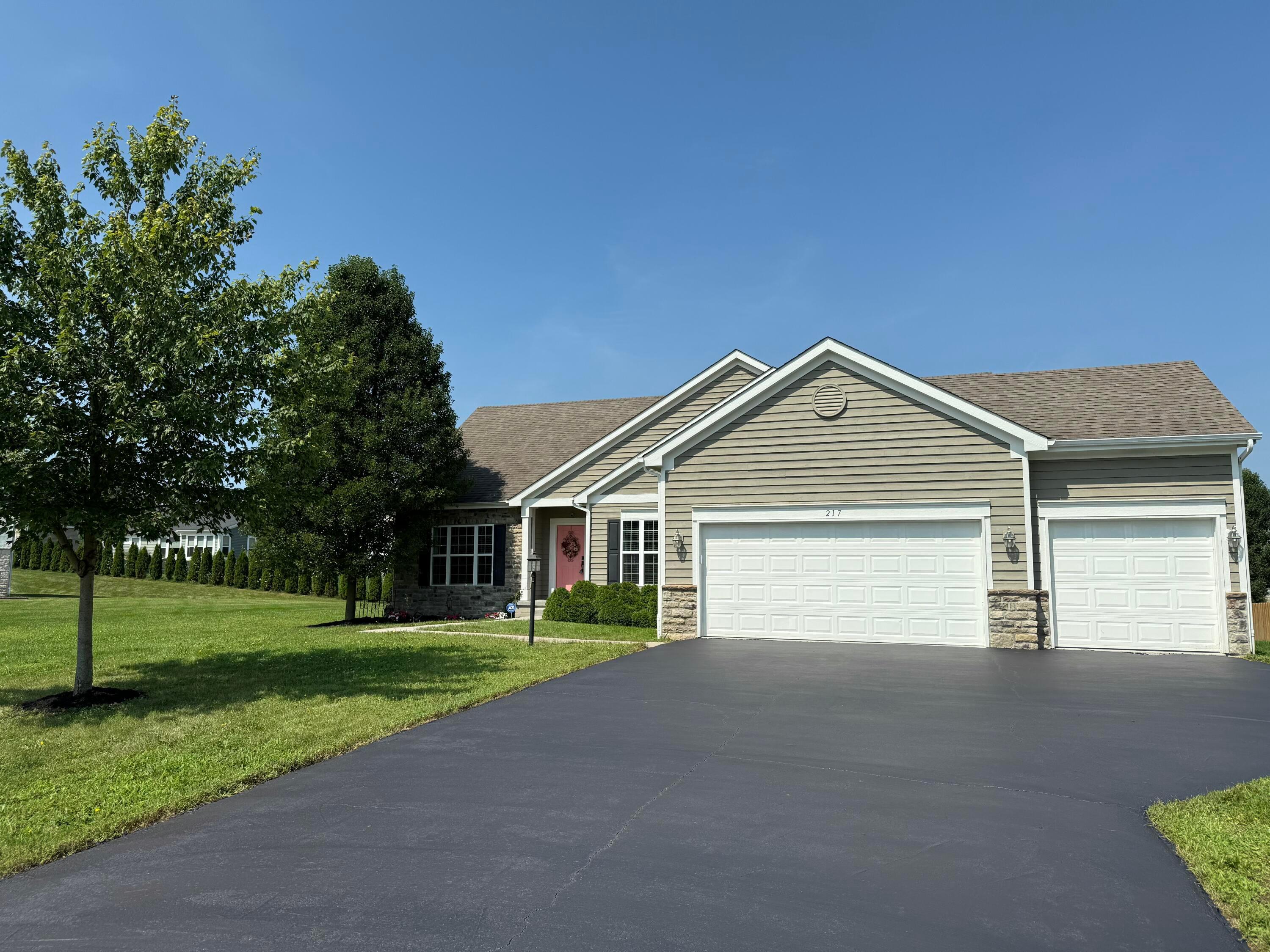 Property Photo:  217 Warbler Court  OH 43147 