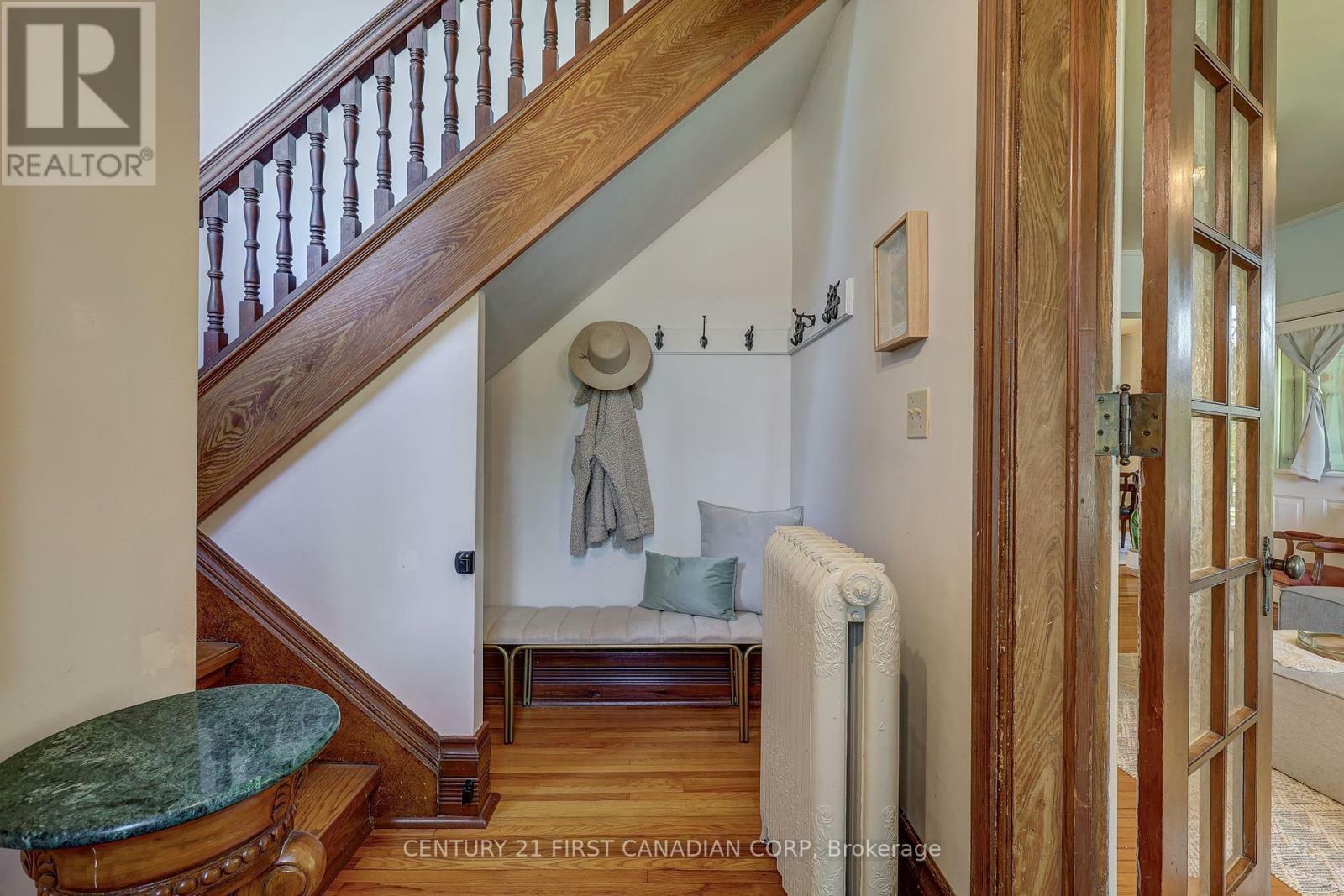 Property Photo: 136 King Street South ON N0P 1T0