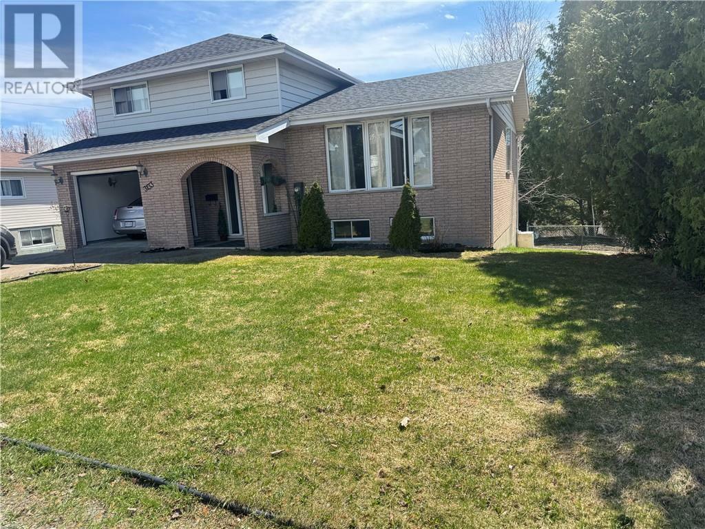 Property Photo: 3133 Bancroft ON P3B 3V6