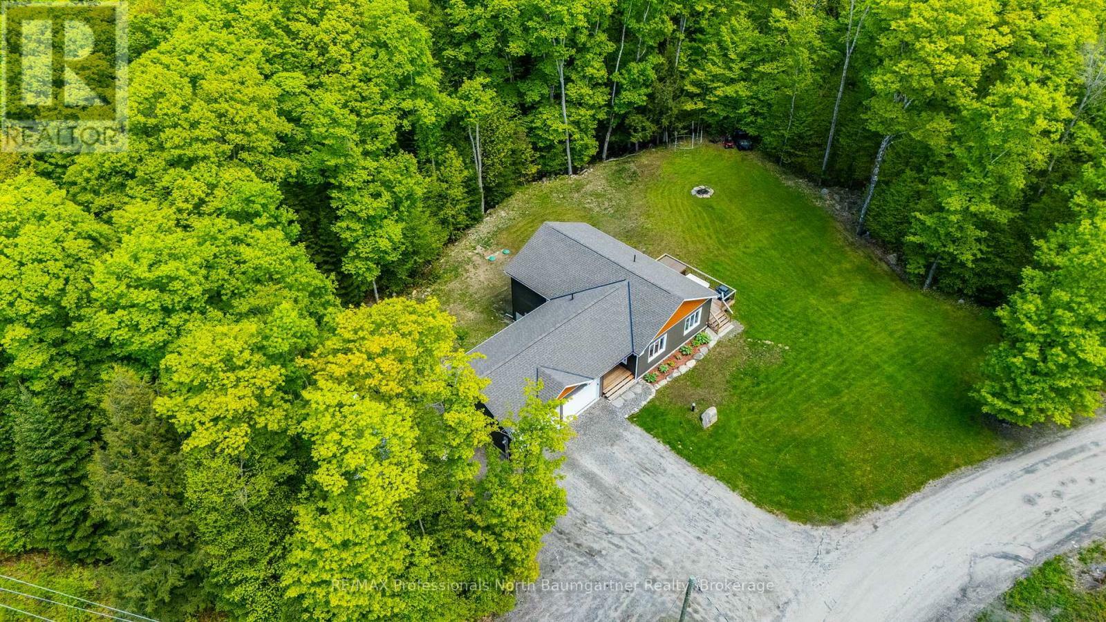 Property Photo:  1030 Hilltop Road  ON K0M 1S0 