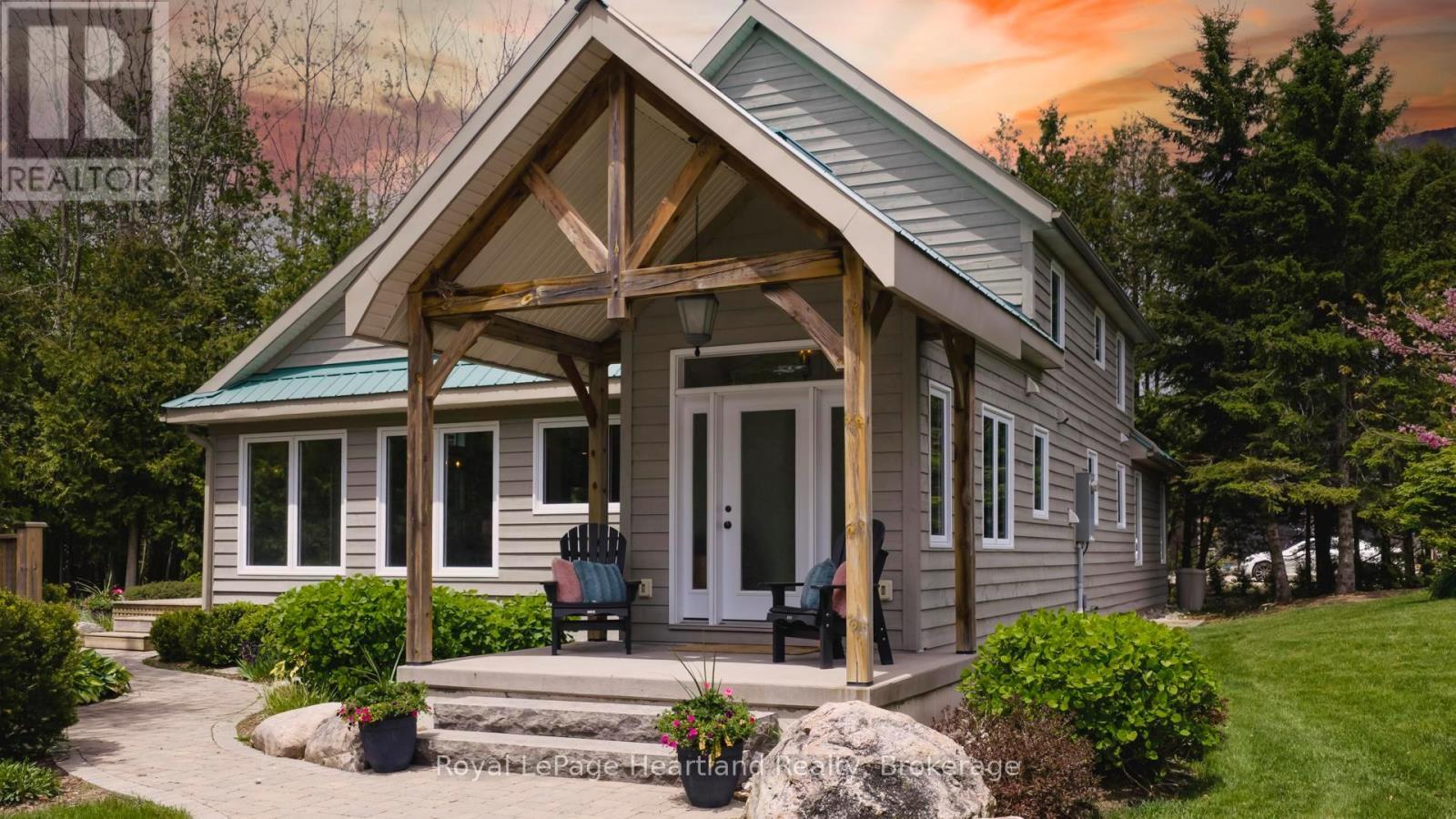 Property Photo:  84539 Ridge Drive  ON N7A 3X9 