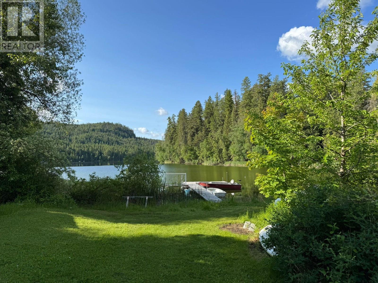 Photo de la propriété: 781 Gardom Lake Road BC V0E 1V3