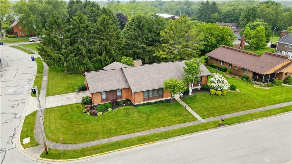 Property Photo:  21 Garden Circle  OH 45177 
