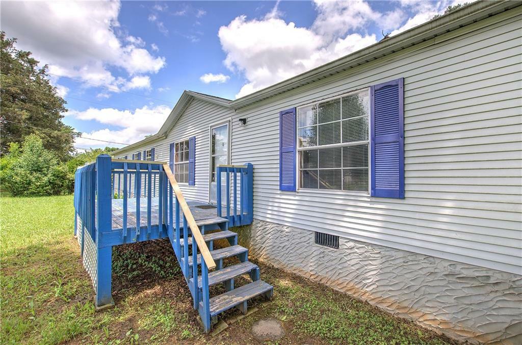 Property Photo: 189 Boyd Valley Road SE GA 30161