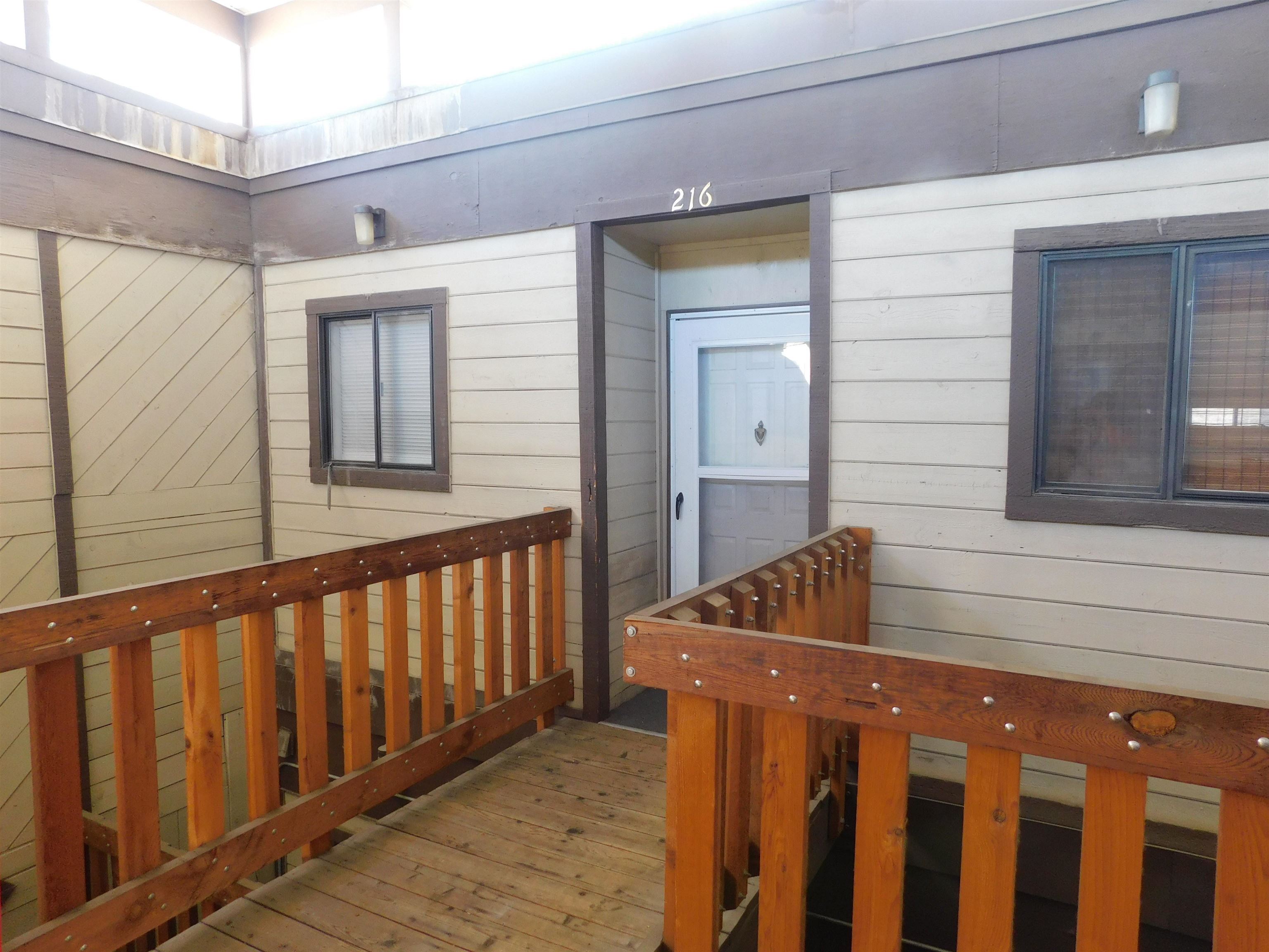 Property Photo: 125 Franklin Avenue 213 CO 81501