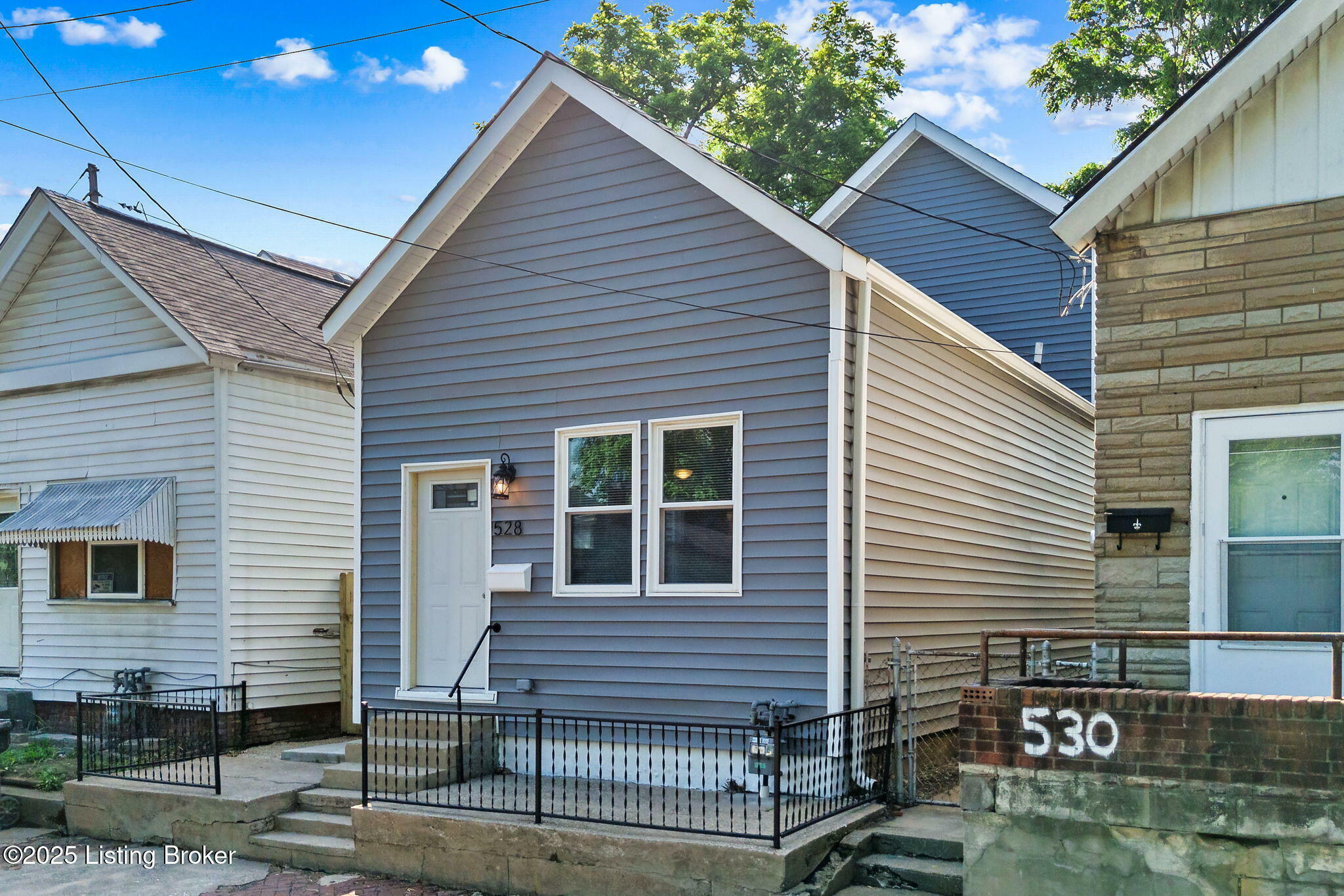 Property Photo: 528 N 20th St KY 40203