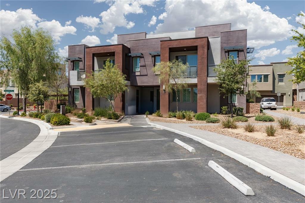 Property Photo: 1254 Venue Street 102 NV 89135