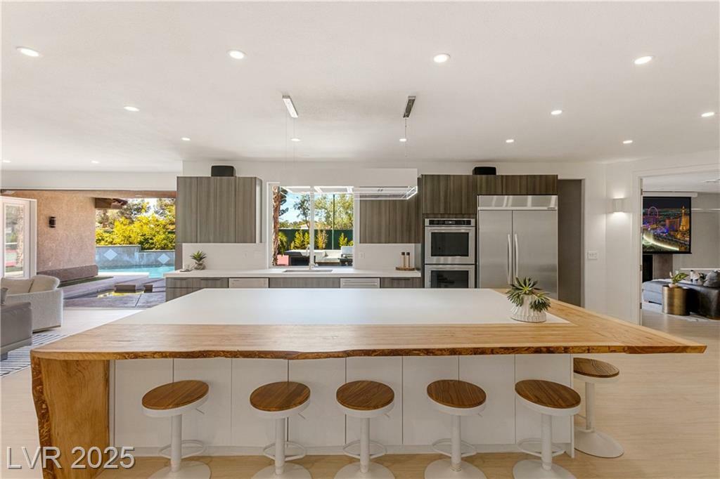 Property Photo: 7271 Loma Alta Circle NV 89120