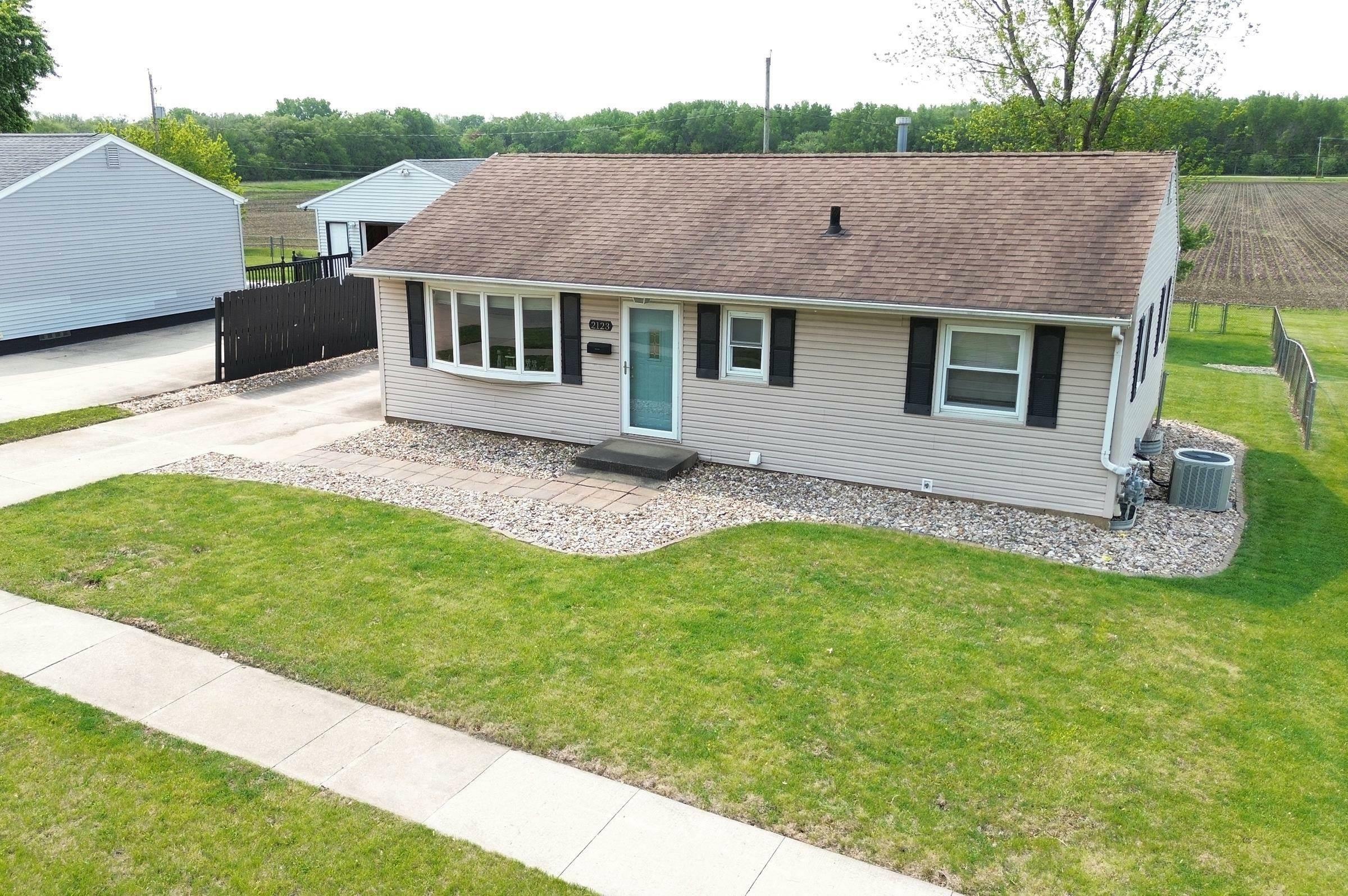 Property Photo: 2123 Downing Avenue IA 50701