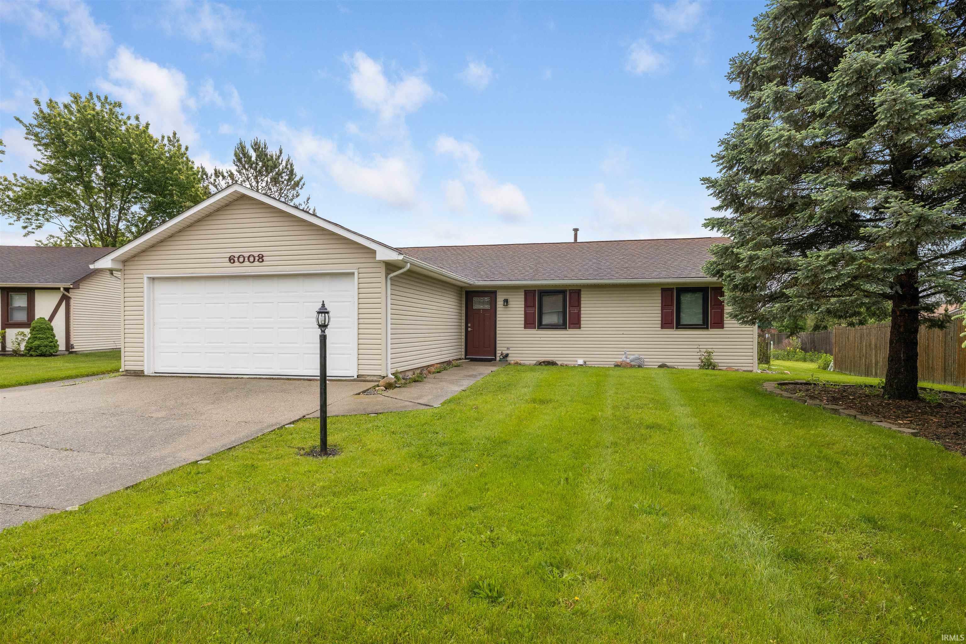 Property Photo: 6008 Hinsdale Lane IN 46835
