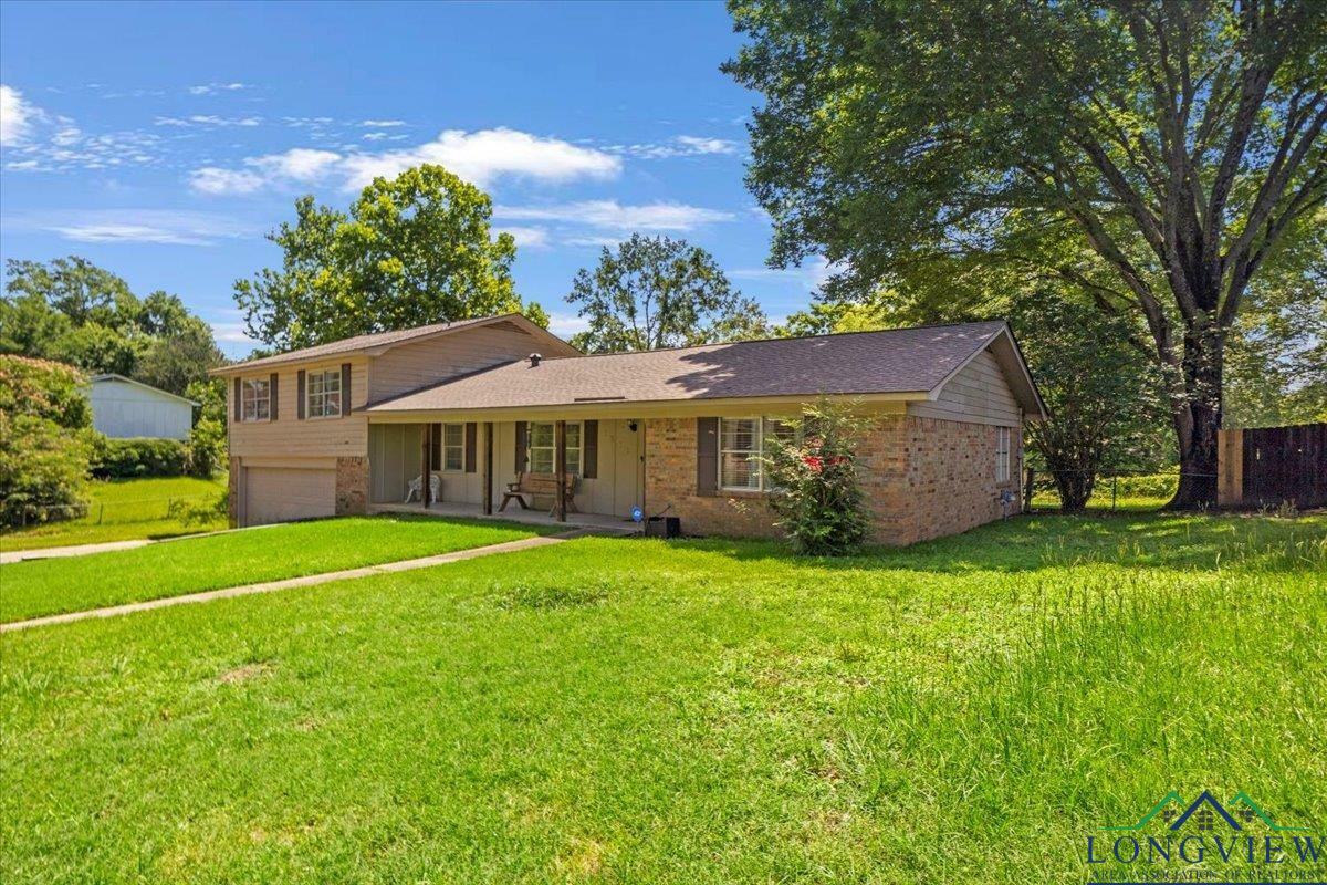 Property Photo: 1511 Rayford Rd TX 75654
