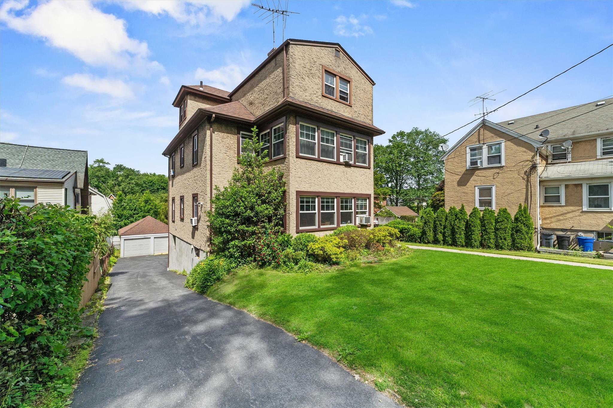 Property Photo: 107 Underhill Avenue NY 10604