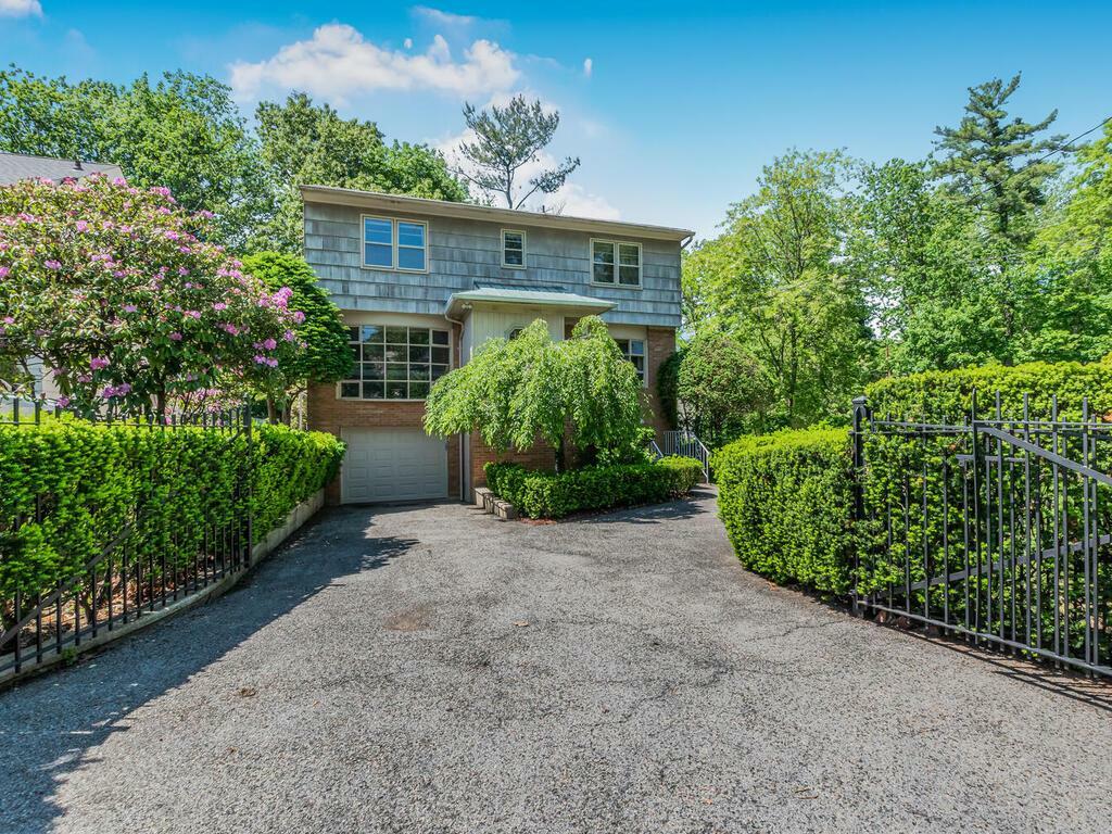 Property Photo: 1 Kingston Avenue NY 10701