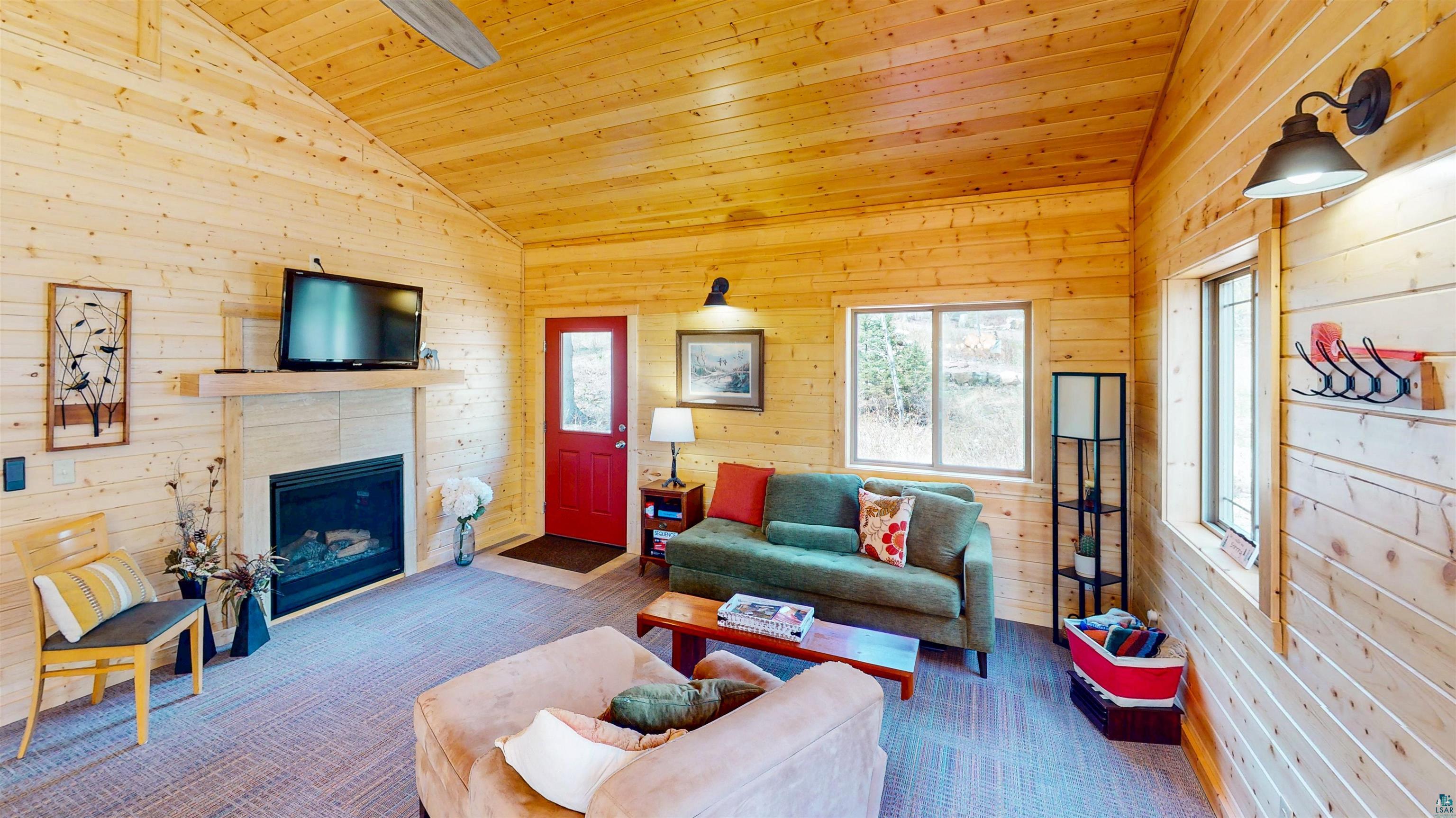 Property Photo:  172 Boulder Point Rd  MN 55612 