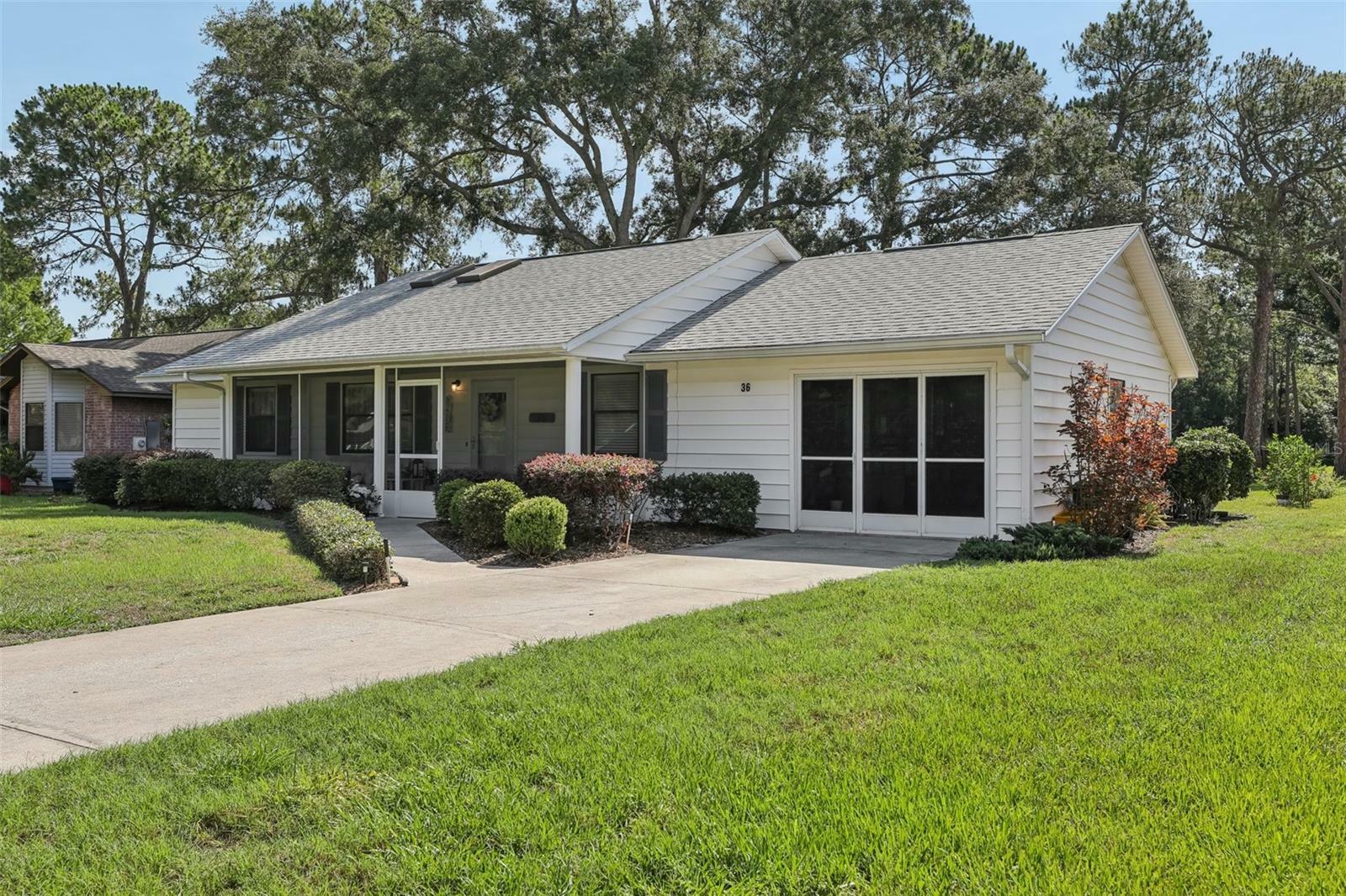 Property Photo:  36 Gordon Court  FL 34788 