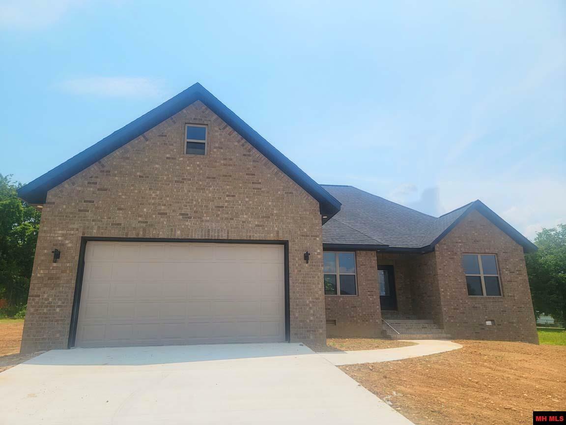 Property Photo: 238 S Sheeks Drive AR 72653