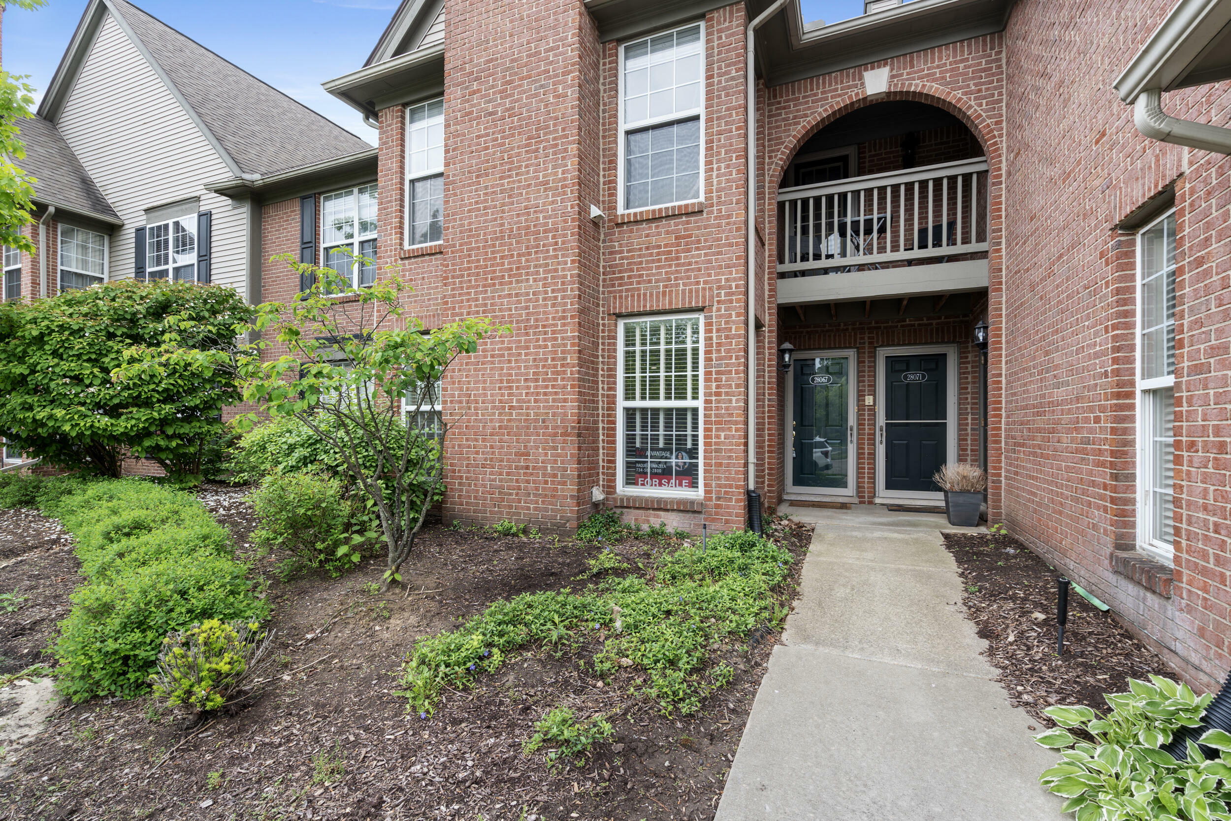 Property Photo: 28067 Carlton Way Drive MI 48377