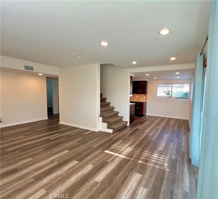 Property Photo:  738 Calle Fresno  CA 91360 