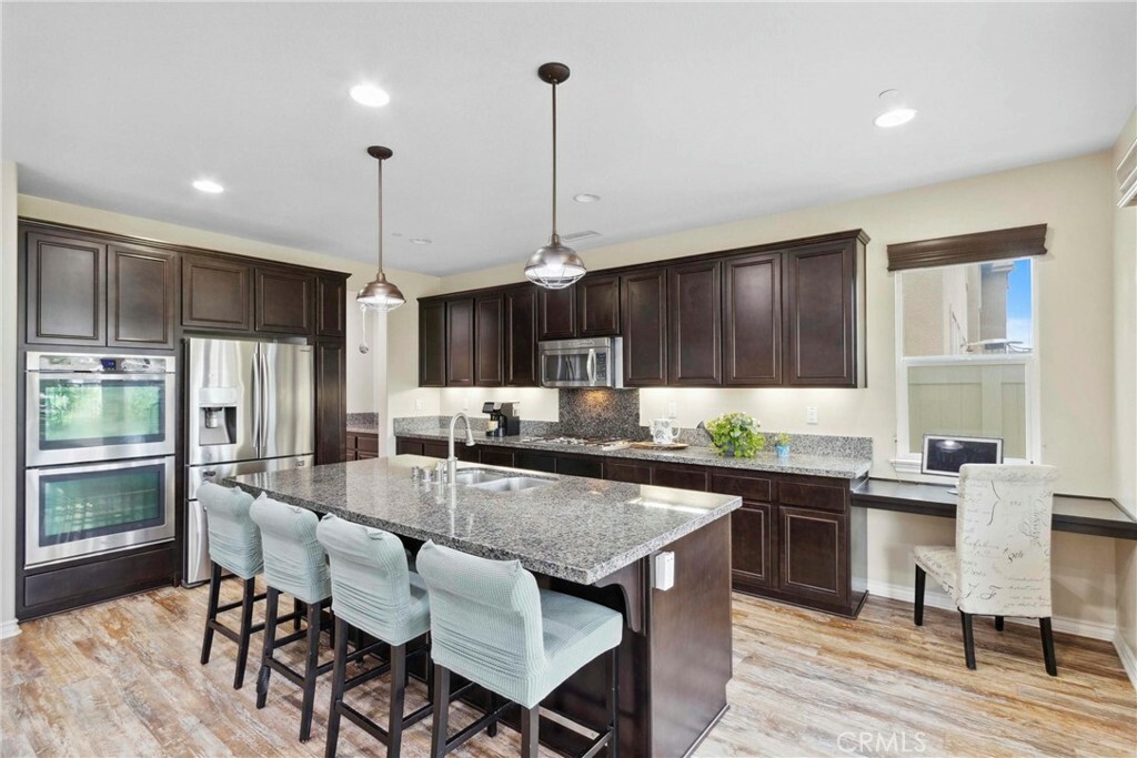Property Photo: 45976 Camino Rubi CA 92592