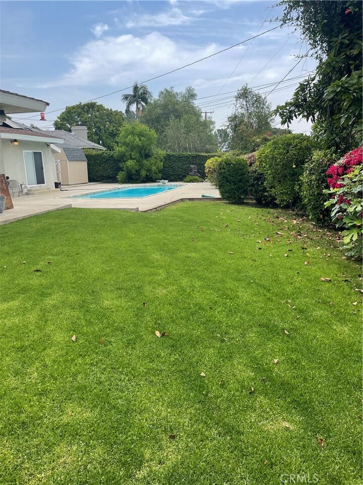 Property Photo:  8459 La Vela Avenue  CA 90605 