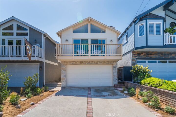 Property Photo: 1709 Wollacott Street CA 90278