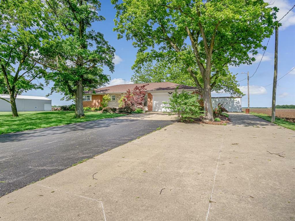 Property Photo: 6119 State Route 159 IL 62278