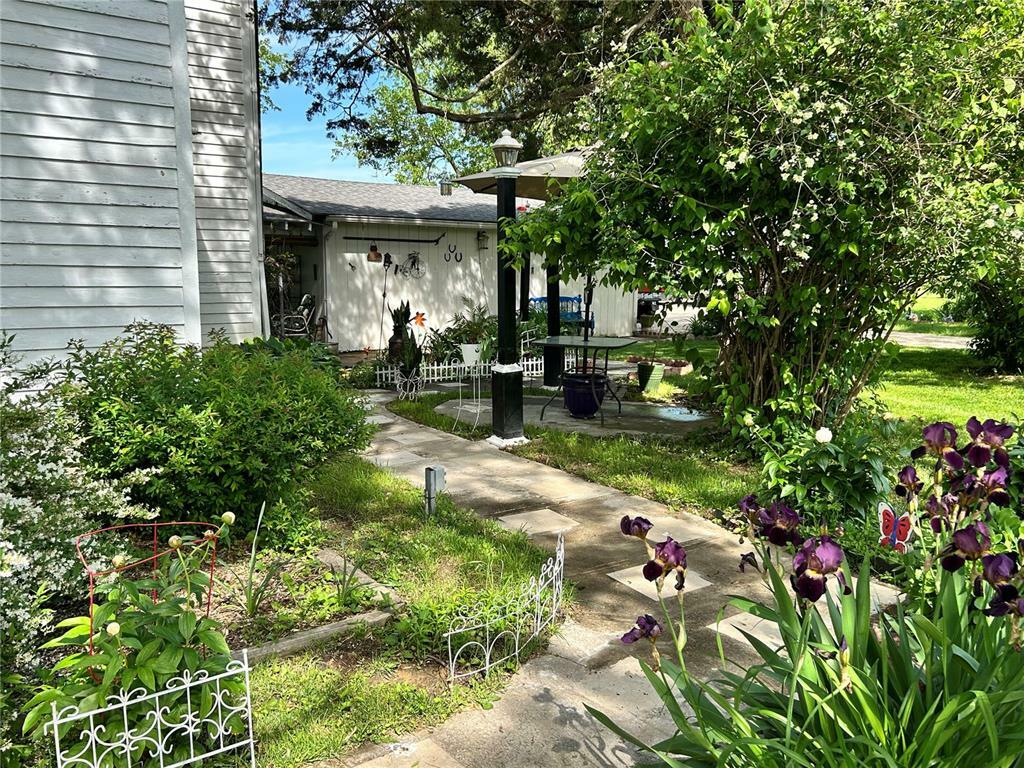 Property Photo: 1366 Highway Ff MO 65441