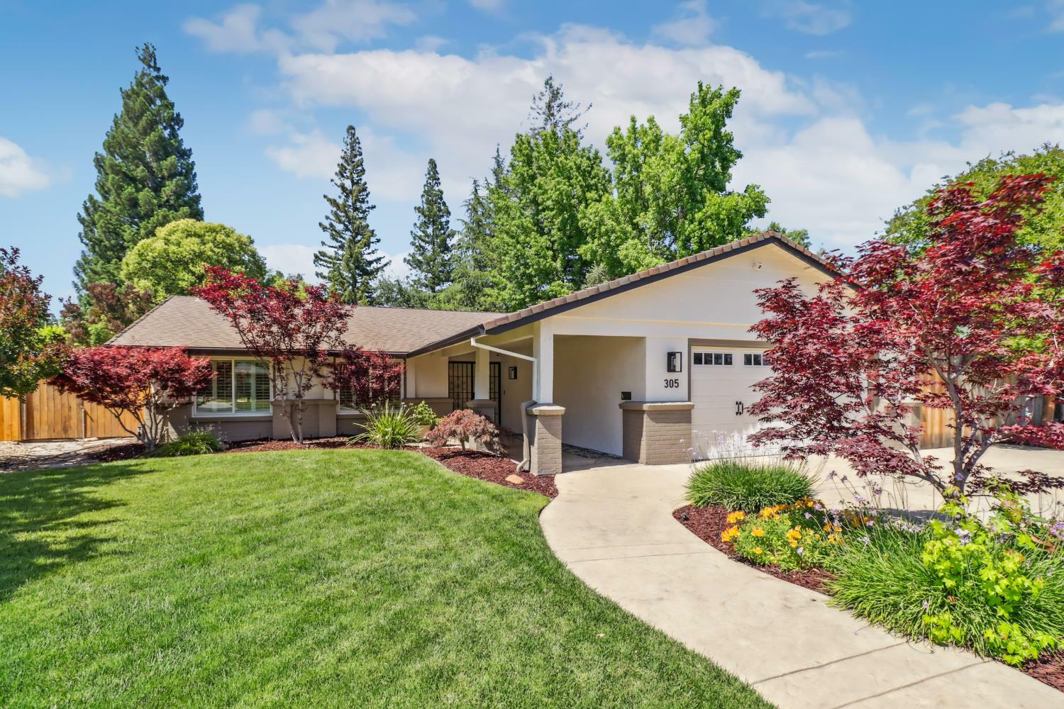 Property Photo: 305 Diamond Oaks Road CA 95678