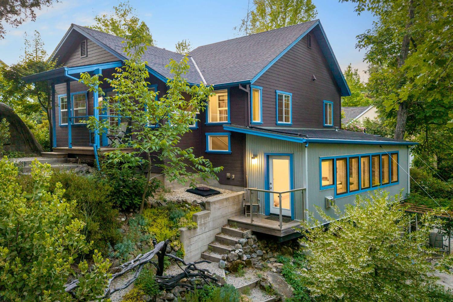 Property Photo: 629 Spring Street CA 95959