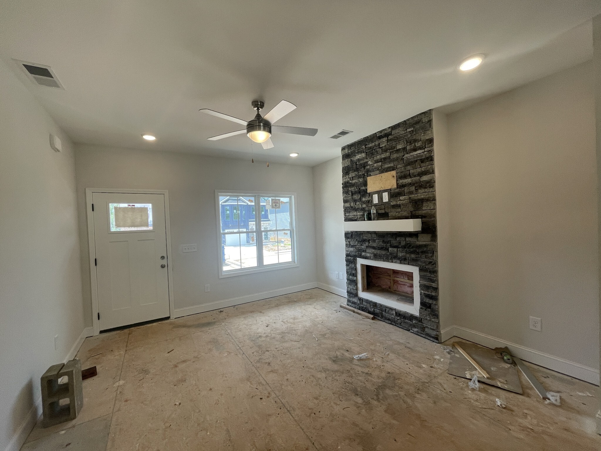 Property Photo:  24 Charleston Cove  TN 37043 