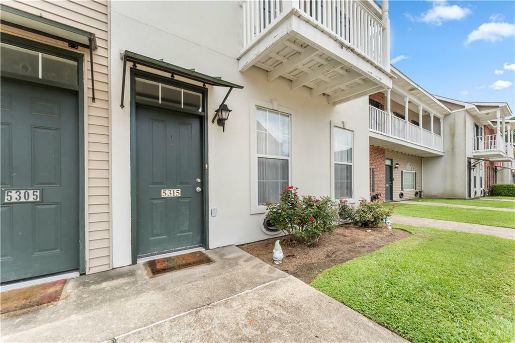 Property Photo: 5315 Arlington Court LA 70820