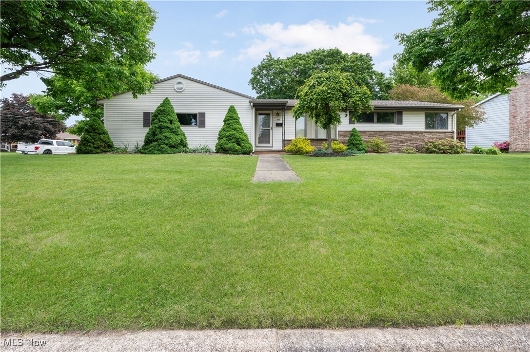 Property Photo: 488 Willaman Avenue NW OH 44720