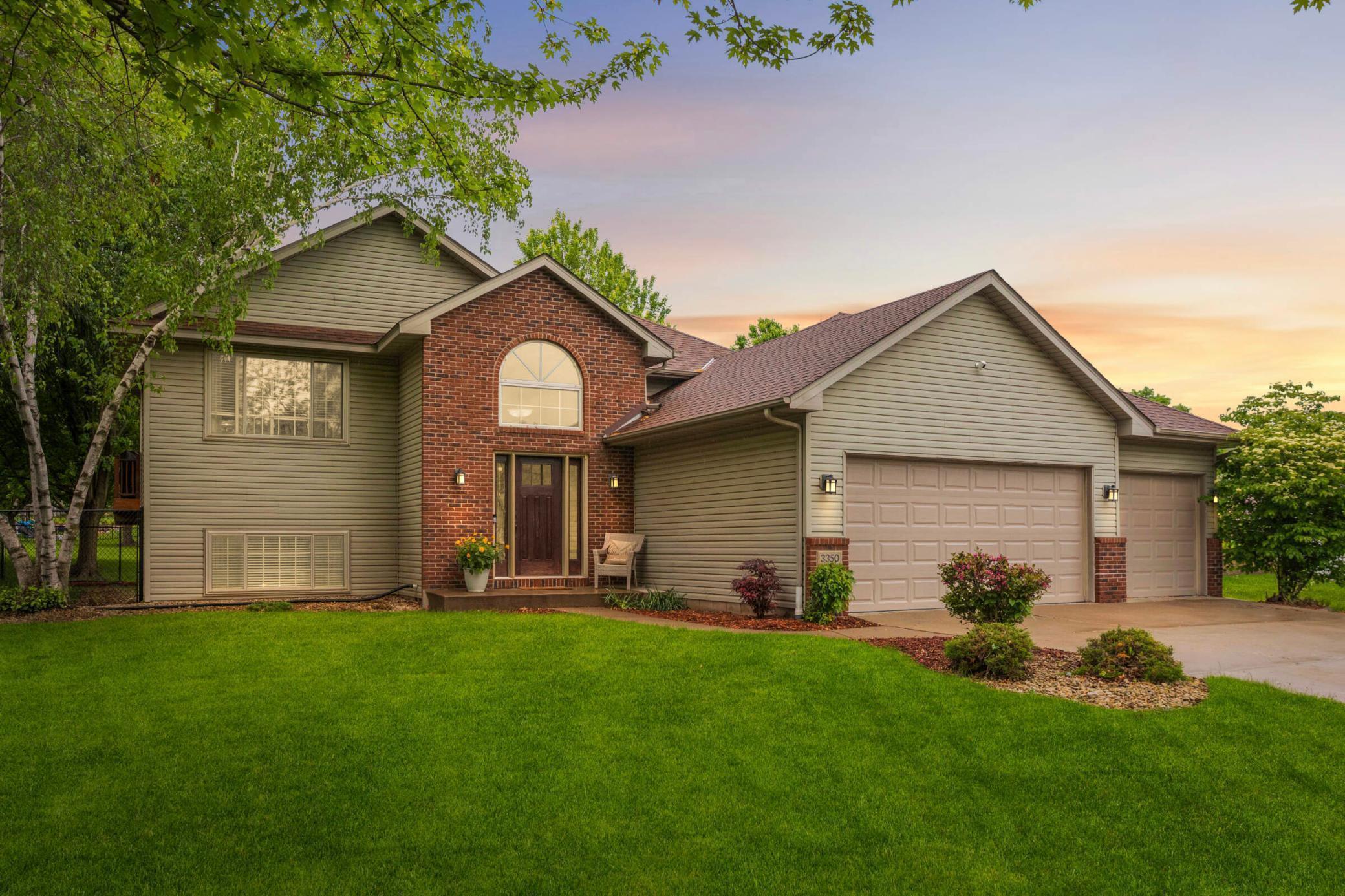 Property Photo:  3350 Hartford Road  MN 55125 