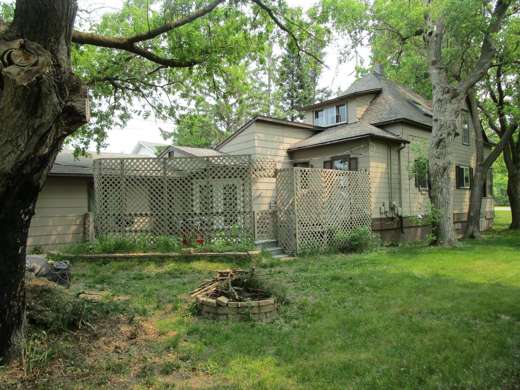 Property Photo: 1909 Irvine Avenue NW MN 56601