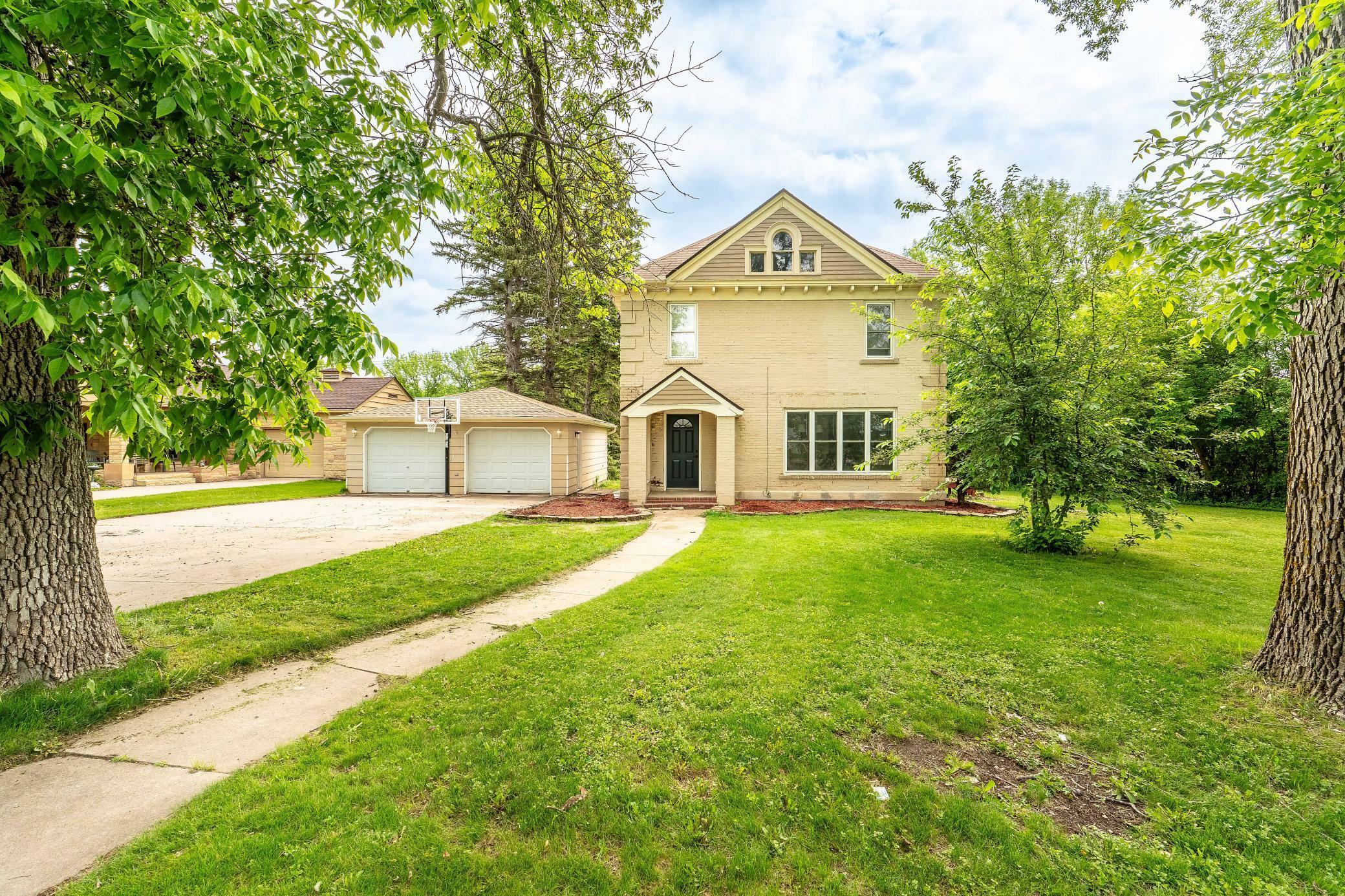 Property Photo: 113 7th Avenue SE MN 56531