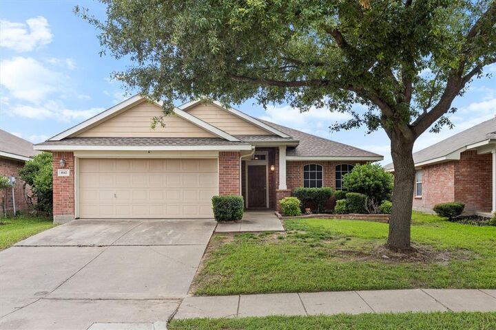 1042 Grimes Drive  Forney TX 75126 photo