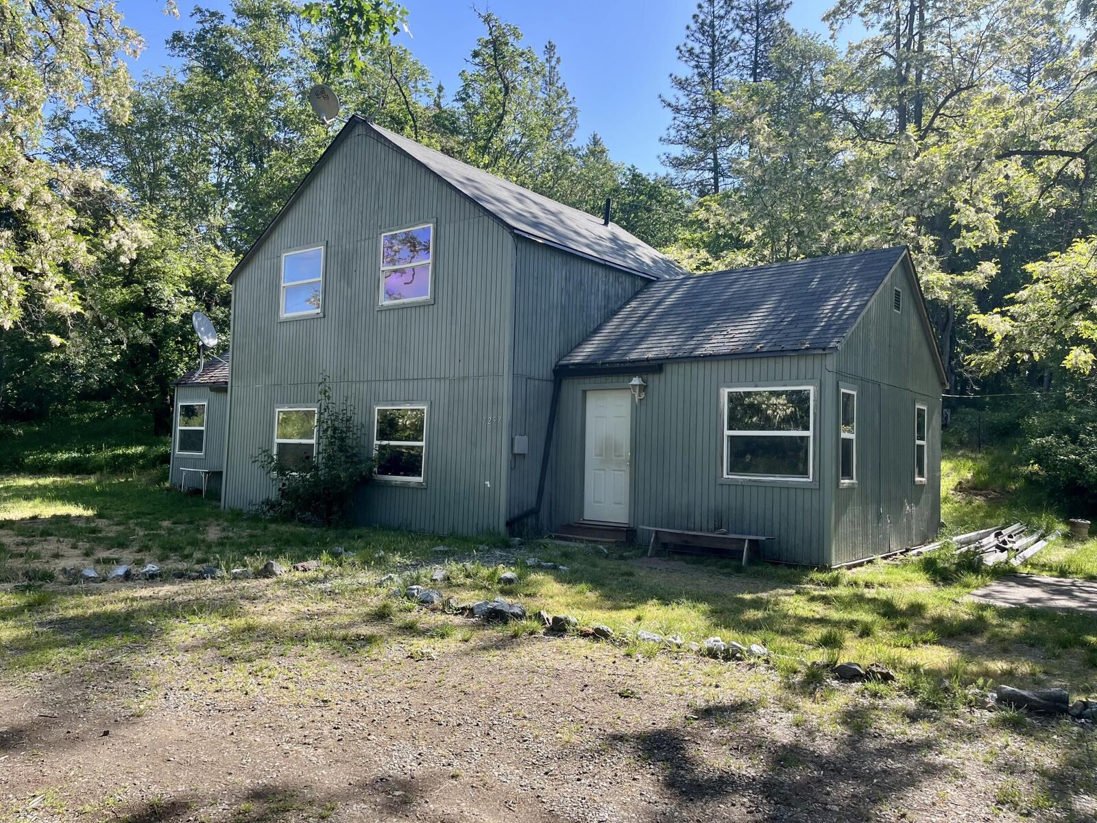 Property Photo: 7255 Holland Loop Road OR 97523